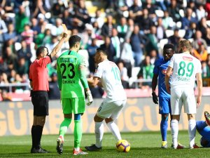 Konyaspor en fazla sararan takım!