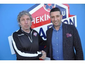 Hekimoğlu Trabzon, teknik direktörlük görevine Bülent Demirkanlı’yı getirdi