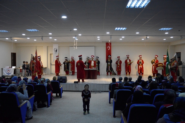 Akören’de mehter coşkusu