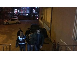 Kiraladıkları araçla il il, market market gezip soygun yaptılar