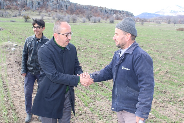 Mustafa Kavuş, 2 günde 19 mahalleyi ziyaret etti