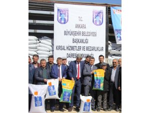 İlçe Tarım ve Orman Müdürlüğünden çiftçilere tohum desteği
