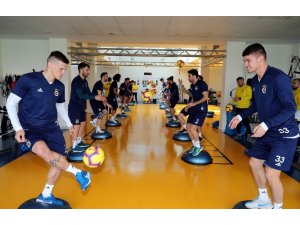Fenerbahçe salonda çalıştı