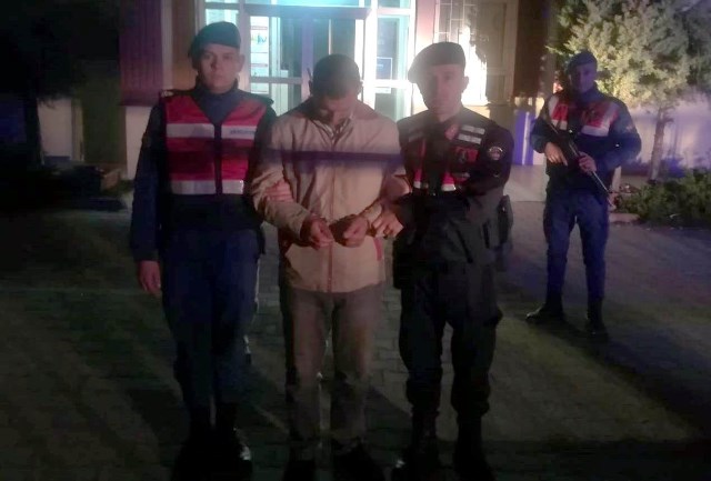 Hüyük'te kiralık araçla koyun çalan zanlı yakalandı