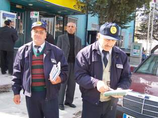 Postacılar dert küpü