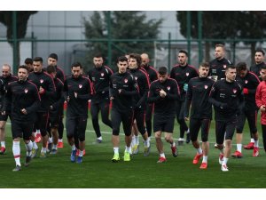 Türkiye, Arnavutluk ile 11. randevuda