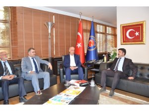 BTP adayı Pak’tan Türk-İş’e ziyaret