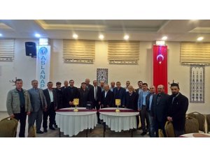 Başkan Asaf Akar 15 yıldır çalıştığı personelleriyle vedalaştı