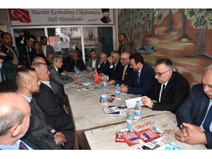 Başkan Ergün Akhisar’da STK’larla buluştu