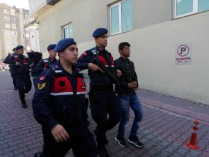 Jandarma Empadansmont hırsızlarını kovalamaca sonucu yakaladı