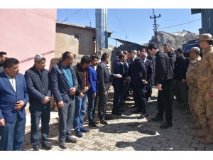 "Bizi ayrıştırmak isteyenlere bir şamar atalım"