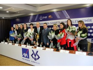 İzmirliler hafta sonu voleybola doyacak
