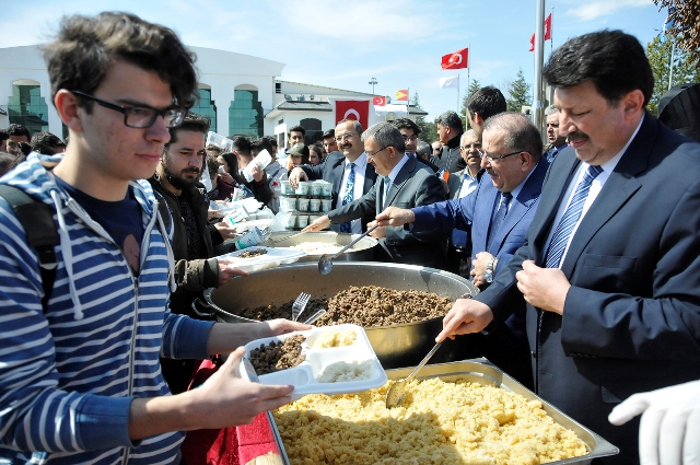 Selçuk’ta Nevruz Bayramı coşkuyla kutlandı