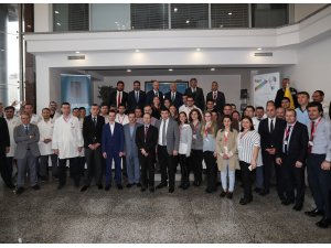 Binali Yıldırım'dan fabrika ziyareti