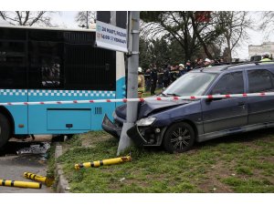 GÜNCELLEME 4 - Halk otobüsü kaza yaptı