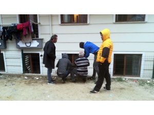 7 katlı binada çıkan yangın 5 kişiyi hastanelik etti