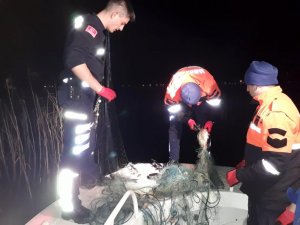 Kaçak balık avcılarına operasyon