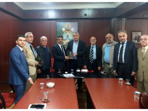BTP Ankara adayı Pak: "Belediyecilik rant kapısı olmaktan çıkarılacak"