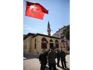 Kocaeli'de 487 yıllık cami yeniden ibadete açıldı