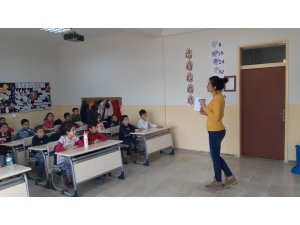 Öğrencilere down sendromu anlatıldı