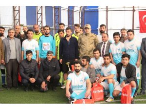 Edremit’te ‘Gençler Futbol Turnuvası’ sona erdi