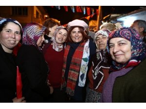 Özlem Çerçioğlu seçim çalışmalarını Yenipazar’da sürdürdü