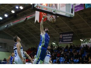 Denizli Basket sezonda oynanan 20 maçı da kazanarak tarih yazdı