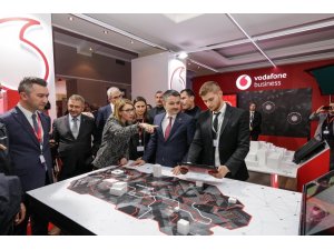 Vodafone’un Uludağ Ekonomi Zirvesi’ndeki standına büyük ilgi