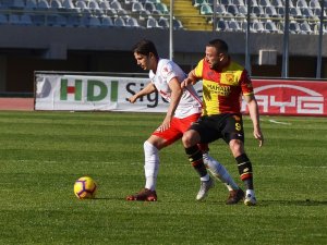 Hazırlık maçında gol yağmuru: Göztepe: 5 - Altınordu: 4