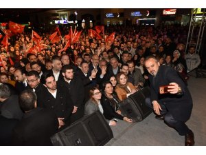 Alinur Aktaş’tan Yıldırım ve İnegöl’de gövde gösterisi
