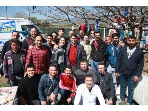 Köşk adayı Veli Tuna gençlerle bir araya geldi