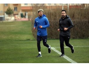 Bilal Başacıkoğlu dönüyor
