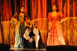 "Don giovanni ve uşağı" adanalılarla buluştu