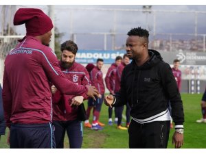 Onazi, takım arkadaşlarıyla hasret giderdi