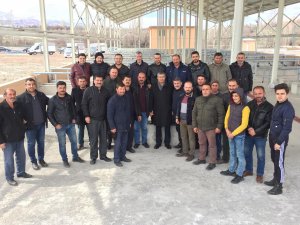 Suşehri'nde besiciler yeni hayvan pazarını gezdi