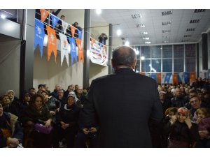 Kastamonu Belediye Başkanı Tahsin Babaş, mahalleliler ile bir araya gelmeye devam ediyor
