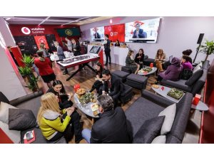 Vodafone teknoloji ve çözümlerini ekonomi zirvesinde tanıttı