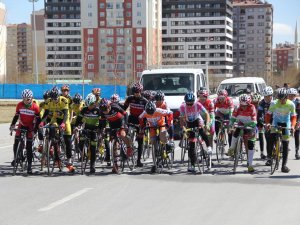 Hasan Kılıç-Hasan Can Bisiklet Yarışı tamamlandı