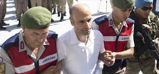 Pilotlara katliam talimatı verdiğini mahkemede inkar etti