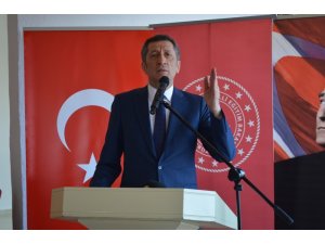 Milli Eğitim Bakanı Selçuk duyurdu, Eylül’de ders sayısı düşüyor