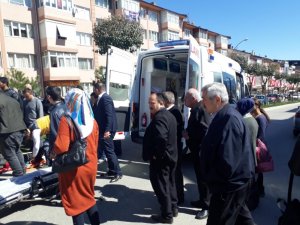 Bankete çarpan motosikletin sürücüsü yaralandı