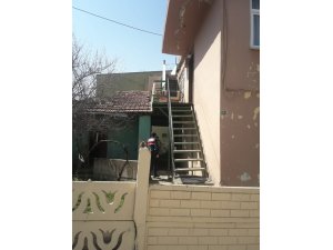 Bir kişiyi yaralayıp kaçan zanlı suç makinesi çıktı