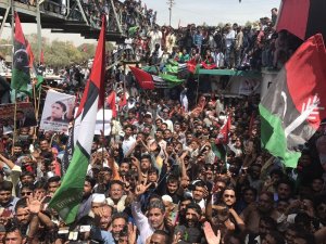 Pakistan Halk Partisi’nden hükümet karşıtı protesto treni