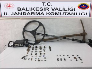 Defineci suç üstü yakalandı
