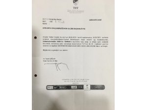Cinsel organını gösteren futbolcuya 10 maç ceza