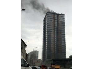 GÜNCELLEME 2 - Kadıköy'de inşaat halindeki gökdelende yangın