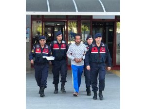 25 suçtan aranıyordu, jandarmadan kaçamadı
