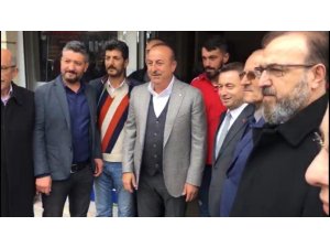 Dışişleri Bakanı Mevlüt Çavuşoğlu Tekirdağ’da esnafı ziyaret etti