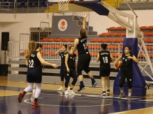 Kepez’in Belediyespor bölge şampiyonasında ikinciliğe yükseldi