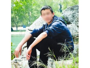 Liseli genç tartıştığı arkadaşını boğazından bıçakladı